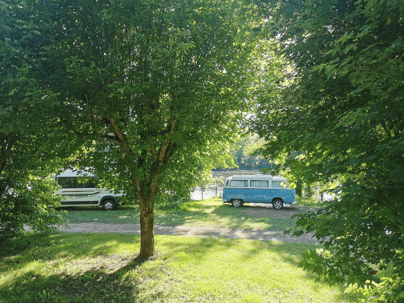 Camping La Plage à Meyronne dans le Lot et la Vallée de Dordogne - Camping en bord de Rivière en Occitanie (2)