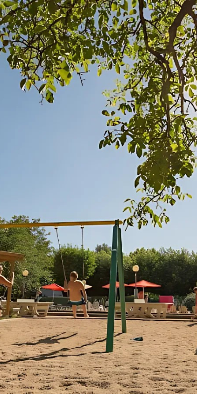 Camping La Plage à Meyronne dans le Lot et la Vallée de Dordogne - Camping en bord de Rivière en Occitanie (2)